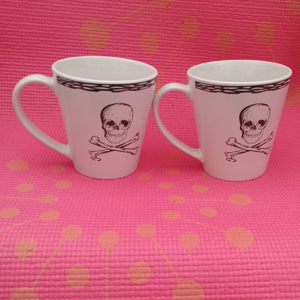 2 Skull Signature White and Black Skull Mugs for Dining